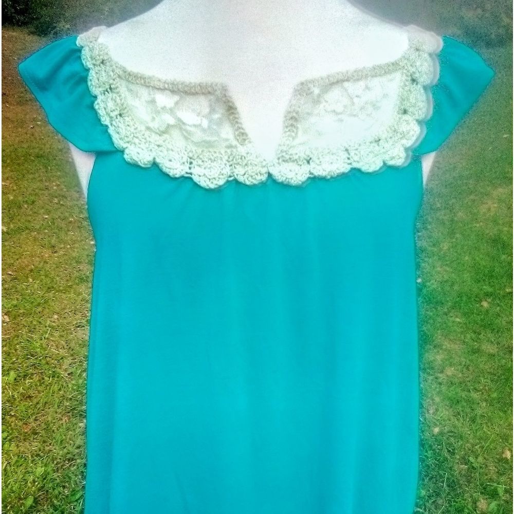 VINTAGE COOLWEAR FLUTTER SLEEVE TOP